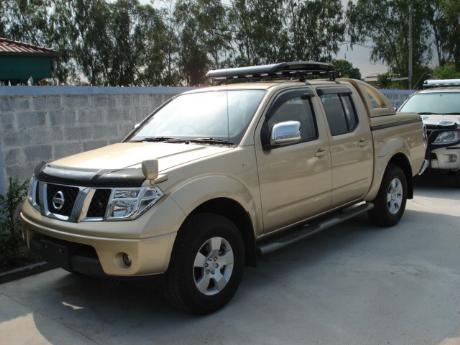 pics of new and used Double Cab Nissan Navara from Thailand's, Singapore's, Dubai's and UK's top new and used Nissan Navara Single, Extra and Double Cab dealer and exporter Soni Motors