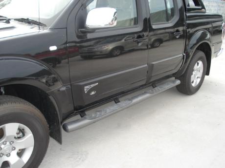 pics of new and used Double Cab Nissan Navara from Thailand's, Singapore's, Dubai's and UK's top new and used Nissan Navara Single, Extra and Double Cab dealer and exporter Soni Motors