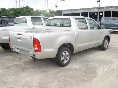 new Toyota Hilux Vigo Double Cab 4x2 E at Thailand's top Toyota Hilux Vigo</a>dealer Jim Autos Thailand